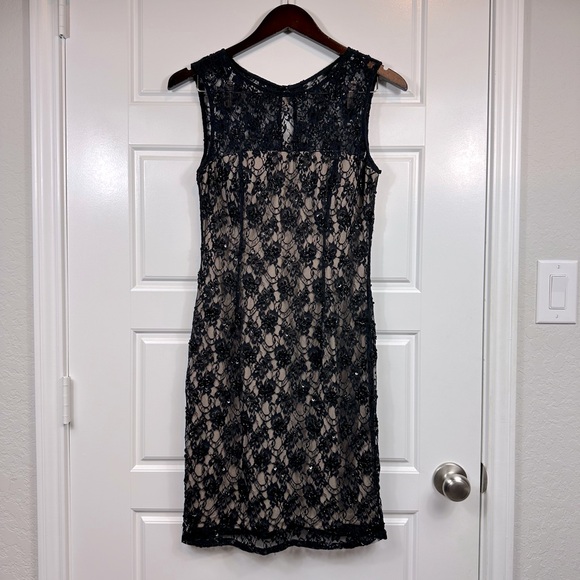 Adrianna Papell Black Lace Embellished Beaded Dress Nude Lined Size 6 NWT - Picture 14 of 14